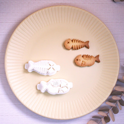 Fishbone（魚の骨）＆Bitten fish（かじられた魚）イジェクタ（押出具）付きクッキー型2点セット 2枚目の画像