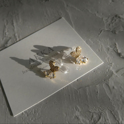 蝶々の樹脂イヤリング        樹脂ピアス金属アレルギーノンホールバタフライキラキラビジュー韓国可愛い 6枚目の画像