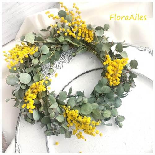 可愛いミモザとユーカリのミニドライフラワーリース【メッセージカード