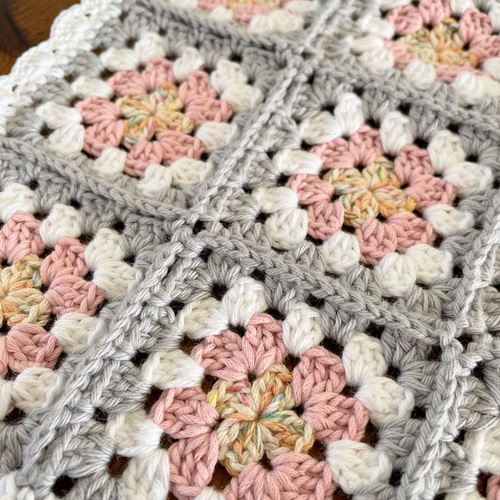 ハンドメイド　グラニー　ラグ 500x0.jpg