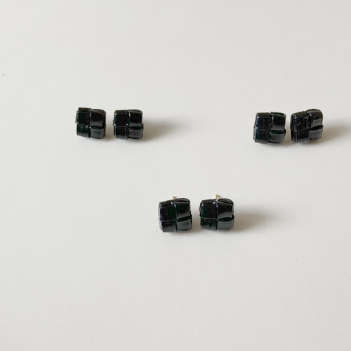 PVC 塩化ビニル ピアス 四角 黒 ピアス（スタッド・一粒