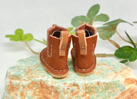 革細工　ミニチュアサイドゴアブーツ　miniature  boots. 4枚目の画像