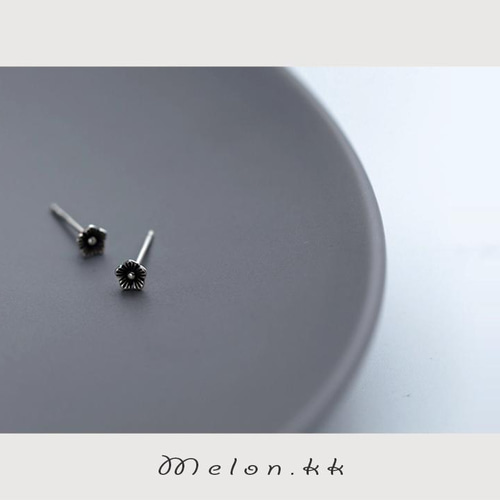 メンズ ピアス 片耳用 ユニセックス 花 カップル レトロ 小ぶり メンズ ピアス 片耳用 ユニセックス 花 カップル レトロ 小ぶり