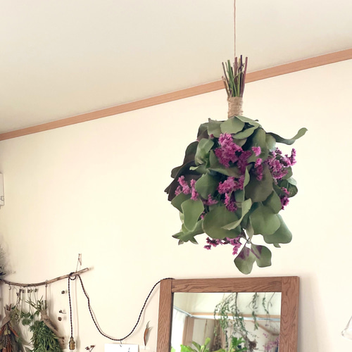 天井からつるす〉ユーカリとスターチスのドライフラワー