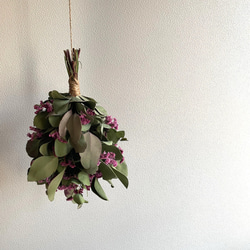 たわわに実った南天と雲雀やポポラスのシックなブーケ　ドライフラワー たわわに実った南天と雲雀やポポラスのシックなブーケ ドライ