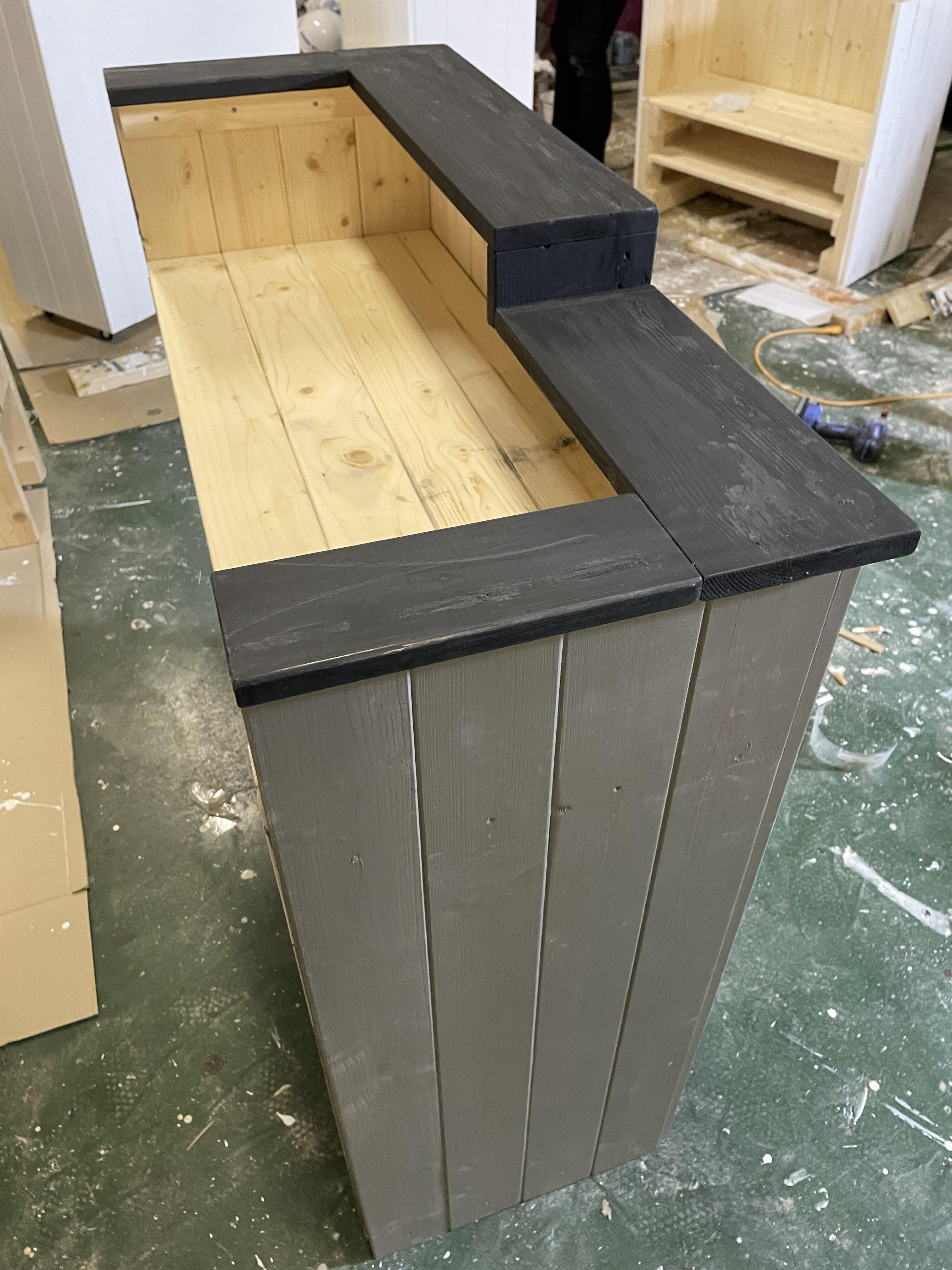 カウンター　シック