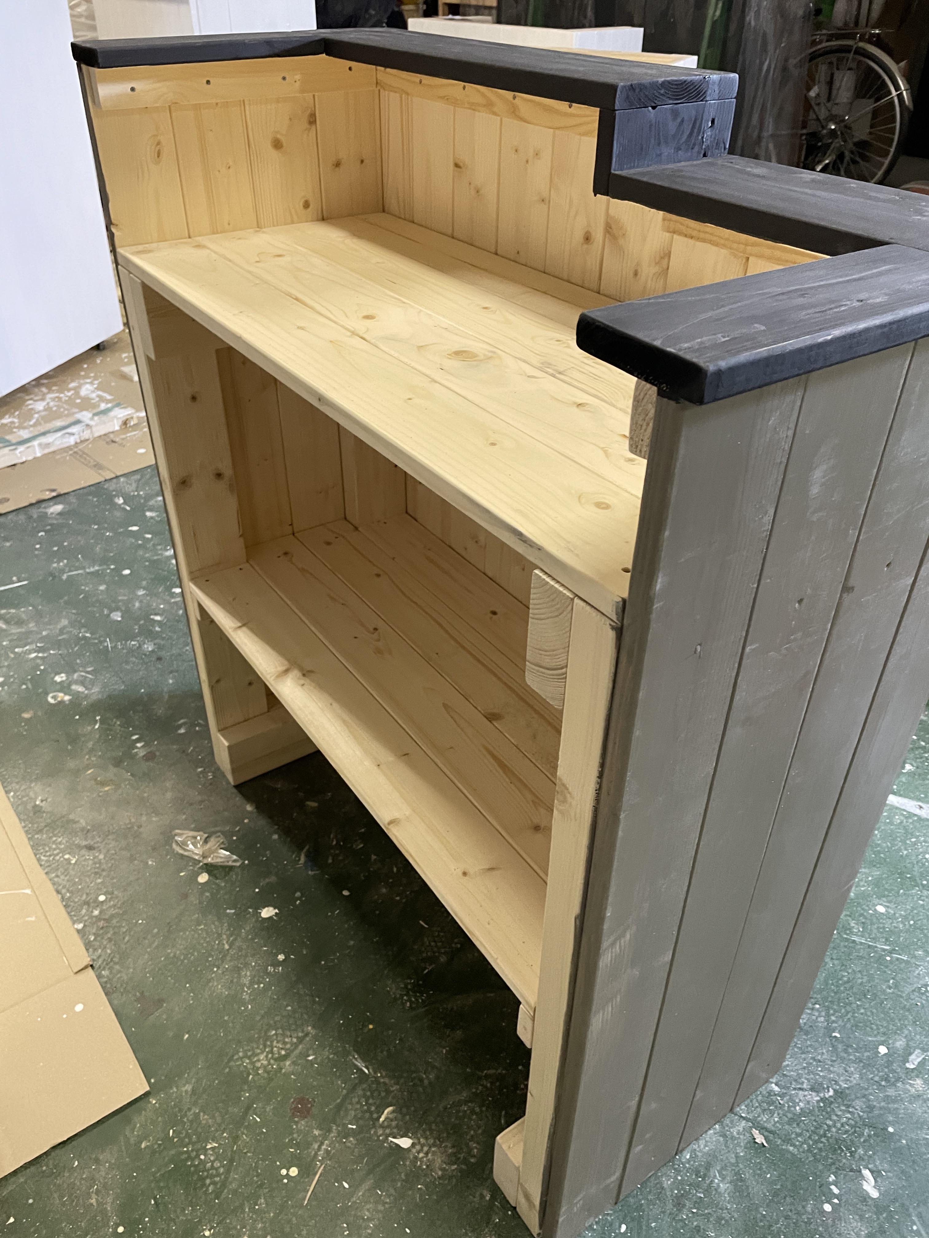 カウンター　シック