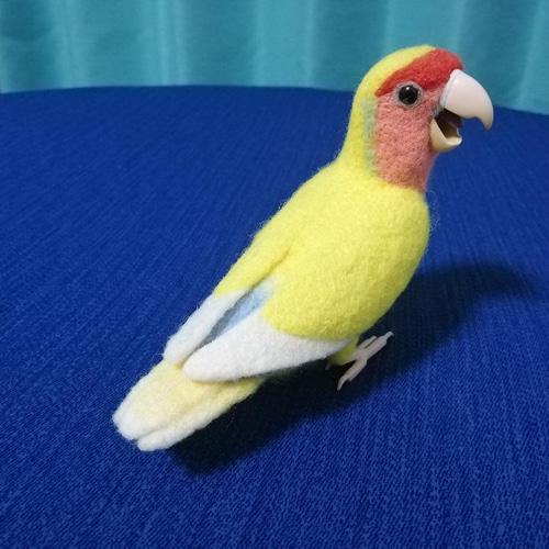 【オバサン】 羊毛フェルト　コザクラインコ 羊毛フェルト コザクラインコ ゴールデンチェリー 羊毛フェルト とり