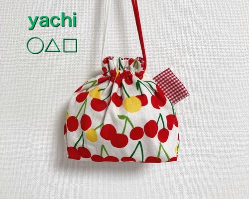 さくらんぼ刺繍のコップ袋☆ 57c04a1407aa1658d27cd270f03c0b