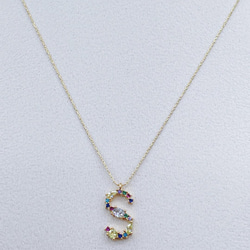 NaNa jewelry キュービックイニシャルのネックレス 3枚目の画像