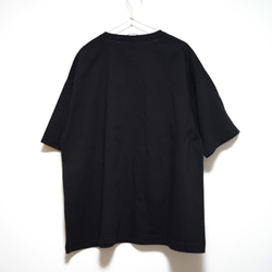 エフェクター トレモロをデザインした刺繍ビックシルエットTシャツ  【ブラック】程よい厚さ生地の半袖クルーネック 3枚目の画像