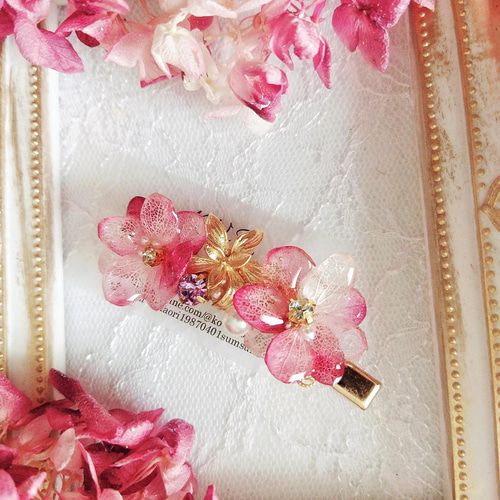 ホワイト×ボルドー グラデーション紫陽花 メタルフラワー ビジュー  