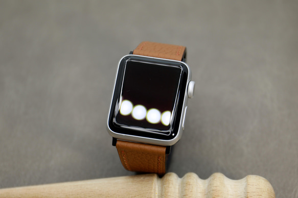 【新作】高級革使用Apple Watch トゴ　レザーベルト　レザーバンド　時計バンド D85 高級金具付け 2枚目の画像