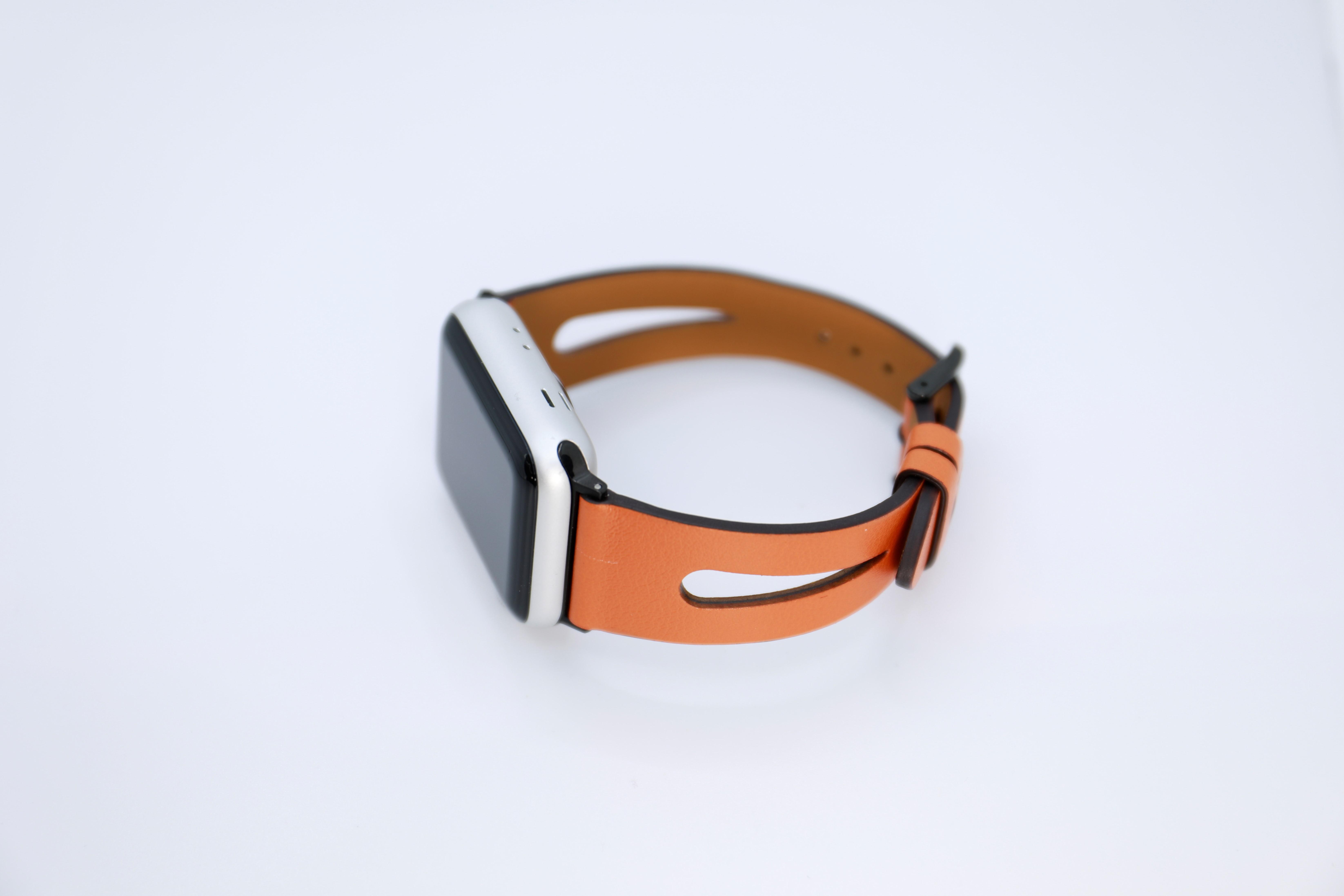 高級革使用Apple Watch　ヴォー・スイフト　レザーベルト　腕時計ベルト　バンド　B30　総手縫い製作