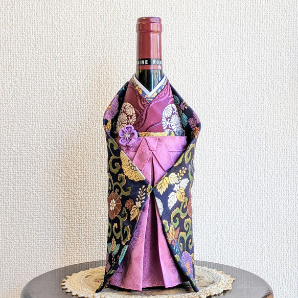 ボトル着物　菊・桐　ワインボトル　日本酒 1枚目の画像