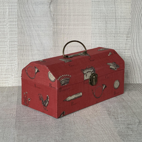 ハンドメイド　フリーケース 再販トランク型お裁縫箱とカルトナージュのお裁縫道具のセット