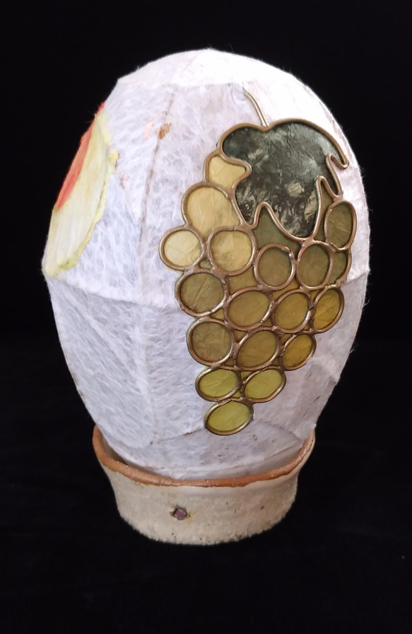 和紙と陶器の灯り・二房の葡萄 4枚目の画像