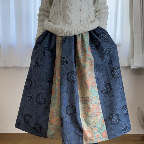 237 ⿻本場大島紬リメイクロングスカート　着物リメイクロングスカート 91⿻大島紬リメイクロングスカート 着物リメイクロングスカート