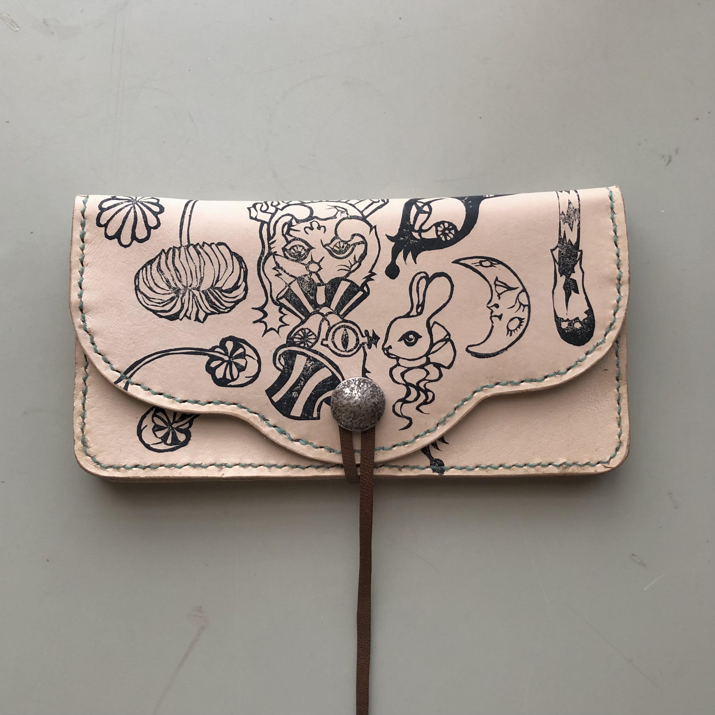 長いお財布　緑の糸