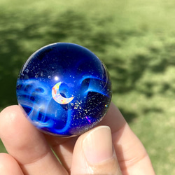 石垣島の宇宙玉 〜moon white opal〜 2枚目の画像