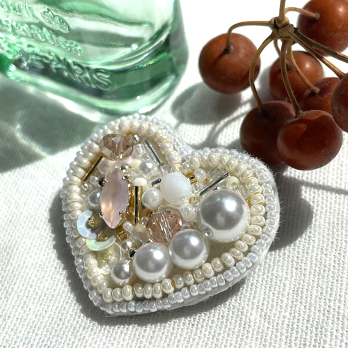ビーズ刺繍ブローチ ピンクハート ブローチ Mayu 通販 13341132