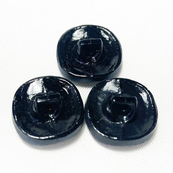 【送料無料】1930s チェコ製 3個 アンティーク ヴィンテージ ブラックガラス ボタン 素材 [EY7066a] 5枚目の画像