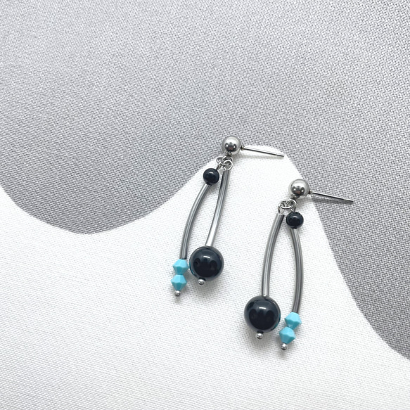 black & swarovski  pierce (ターコイズ)ステンレスピアス 5枚目の画像