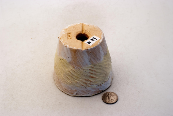 陶器製（2.5号ポット相当）多肉植物の欲しがる植木鉢 NSSc-2079イエロー 3枚目の画像