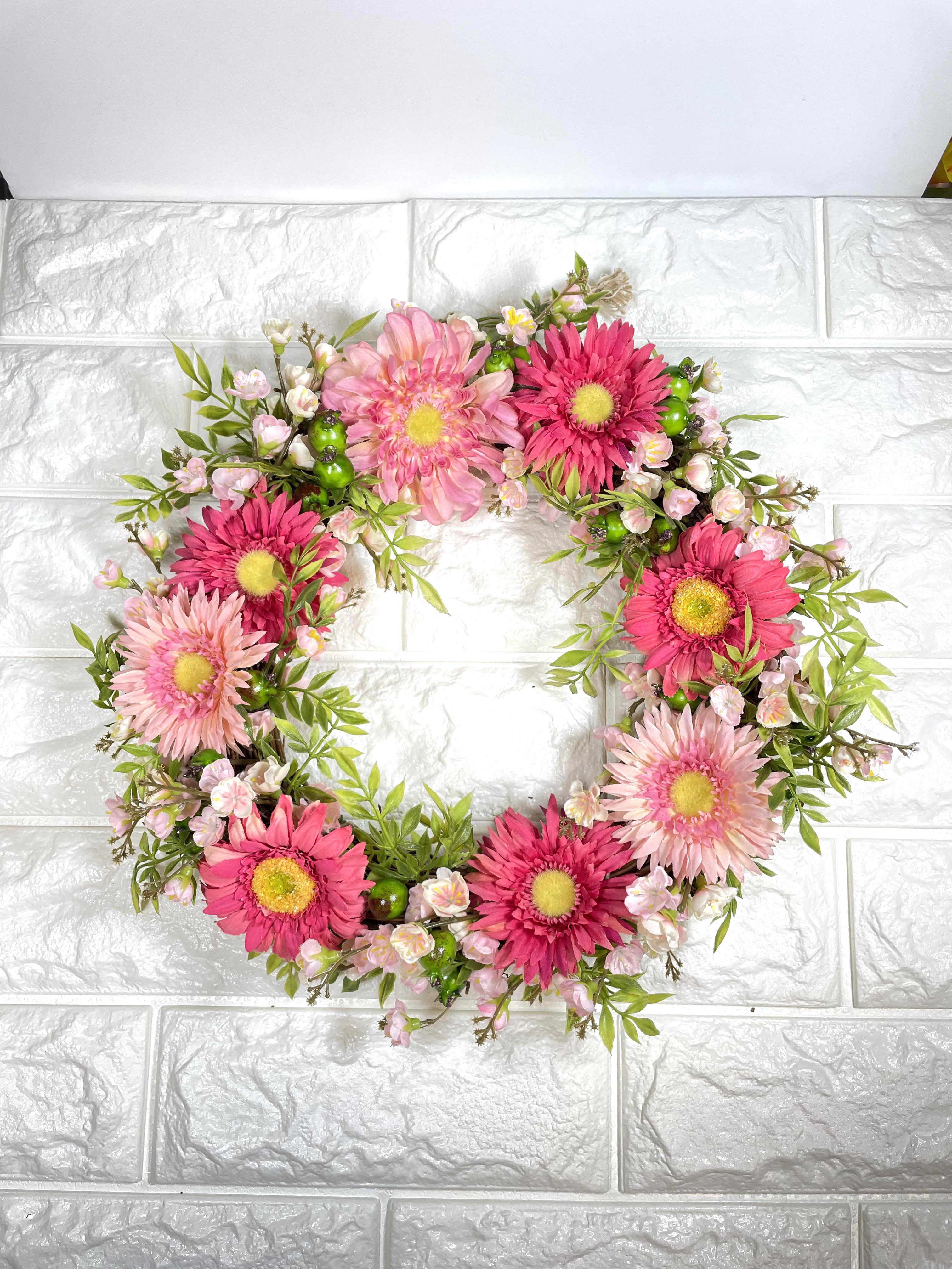 直径約30センチ♡母の日ギフトにも♡ピンクのお花の可愛いリース