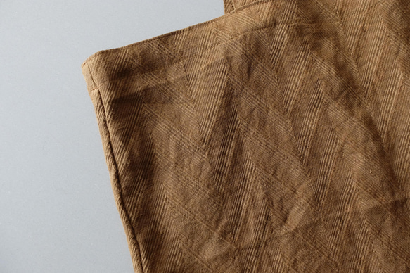 【五月初出貨】亞麻提花手提包人字紋| 淺棕色 第11張的照片