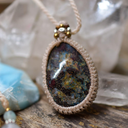 閃耀在海中 ★ Boulder Opal Macrame Pendant 101 第6張的照片