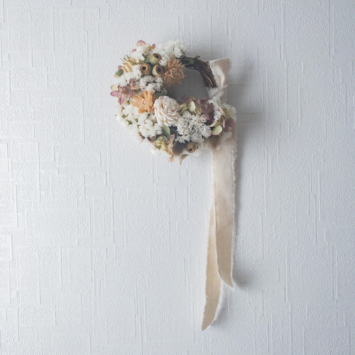 一点物】白いスターチスとミナヅキのハーフリース【Creema限定