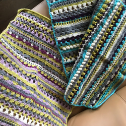 スパイシーブランケット　ウール　かぎ針編みのミニブランケット（マルチカバー、膝掛け） 2枚目の画像