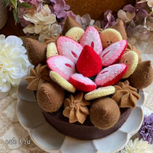フェルトの苺チョコケーキ•チョコレートケーキ•チョコバナナケーキ