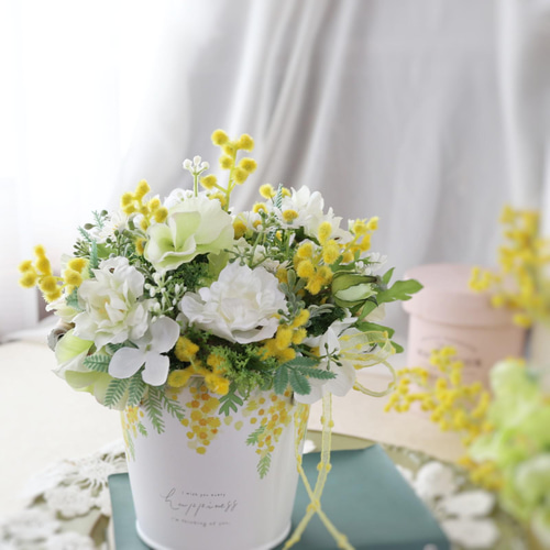 ミモザと薔薇のアレンジメント スイートピー 幸せの花