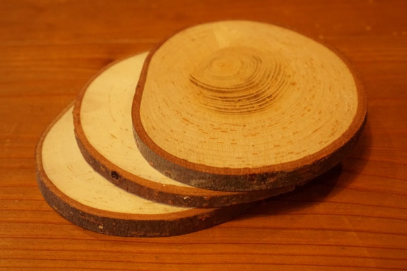 2枚セット　木の輪切り　ハンドメイド素材【送料無料】 3枚目の画像