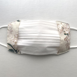 美肌 不織布マスクカバー シルク100% リバティ生地使用「ライラック」送料無料 2枚目の画像