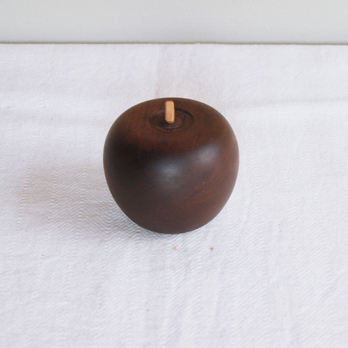 ウォールナット材 オブジェ 木製 りんご ウォールナット材 オブジェ その他インテリア雑貨 木工 木