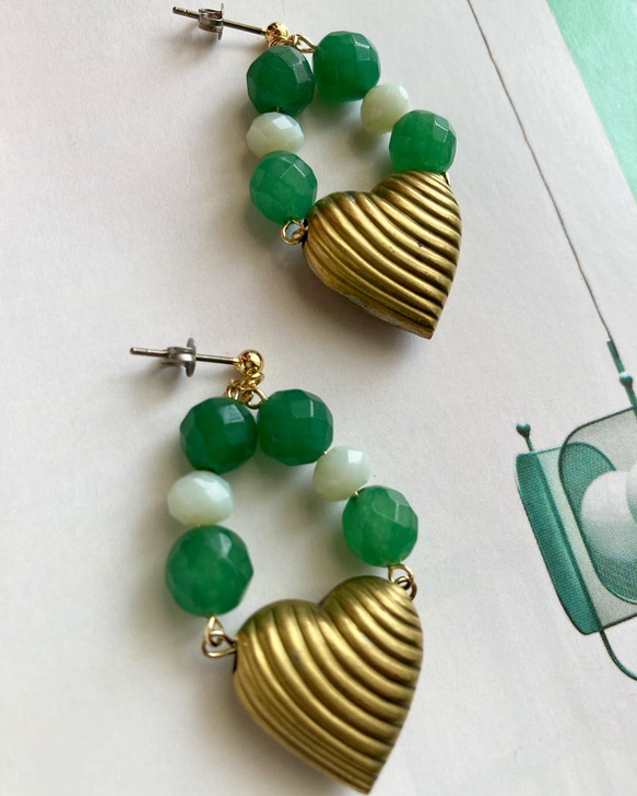 ✴︎一点物✴︎ green pure heart（イヤリング又はピアス） 2枚目の画像