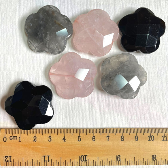 クラウディクォーツ 穴あけ素材 天然石 梅型 水晶 チャクラ ハンドメイド DIY 癒し051724 2枚目の画像