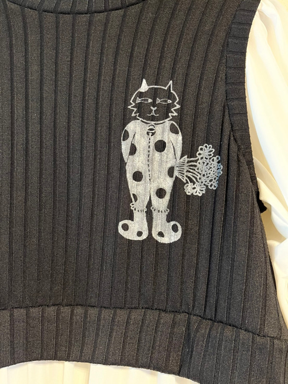 ネコ柄　レディースチュニック長袖シャツ 3枚目の画像
