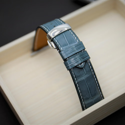 【新作】高級革使用Apple Watch クロコダイル革 ワニ革 バンド 時計ベルト グレイーD86総手縫い製作 3枚目の画像