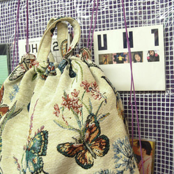 Butterfly Gobelins 手提背包：奶油米色 第6張的照片