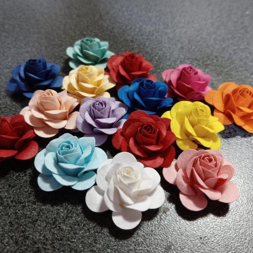 2㎝ ペーパーローズ詰め合わせ 30個 エンボスリーフ30個 クラフト