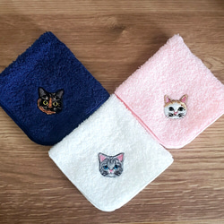 ♡桜ピンク♡の猫さん刺繍の泉州タオルハンカチ♬ 5枚目の画像