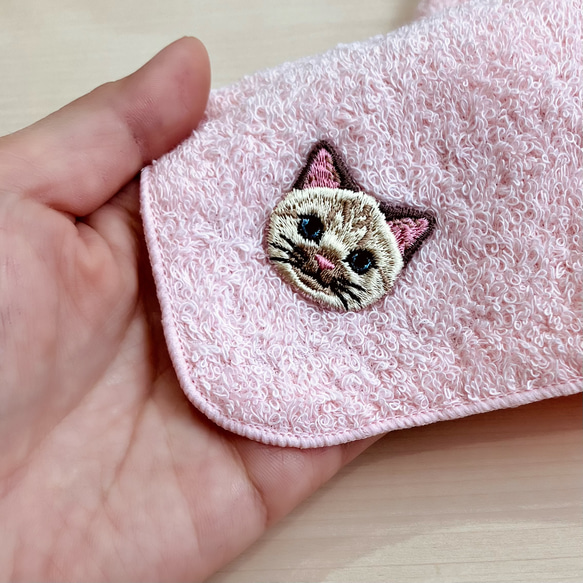 ♡桜ピンク♡の猫さん刺繍の泉州タオルハンカチ♬ 2枚目の画像