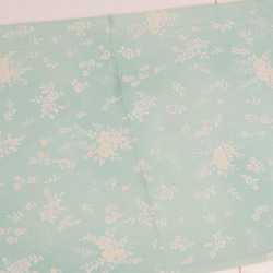 正絹　ペパーミント色花柄はぎれ　1.1m 和小物、つまみ細工などに 3枚目の画像