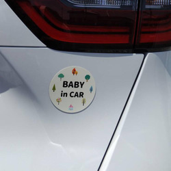 送料無料【№012】丸型　車用セーフティーステッカー　マグネット　ベビー　キッズ　 BABY in CAR 　KIDS 5枚目の画像