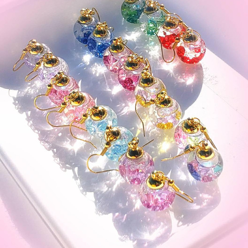 156 ガラスドーム✖︎高品質セルロースフラワー　ピアスorイヤリング 156 ガラスドーム✖︎高品質セルロースフラワー ピアスorイヤリング