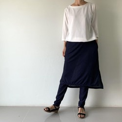 気持ちいい。とろけるような、とろみ素材が作る大人の春夏レギンス&スカート 紺色　LGSKTR 6枚目の画像